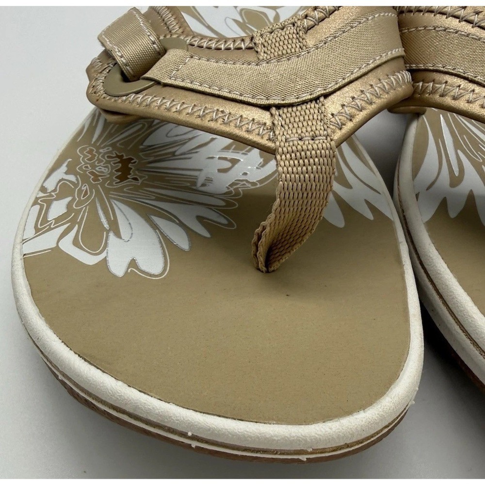 Clarks Collection Sandals Womens 10M Breeze Sea Casual Slip On Thong Flats Taupe - Picture 9 of 10